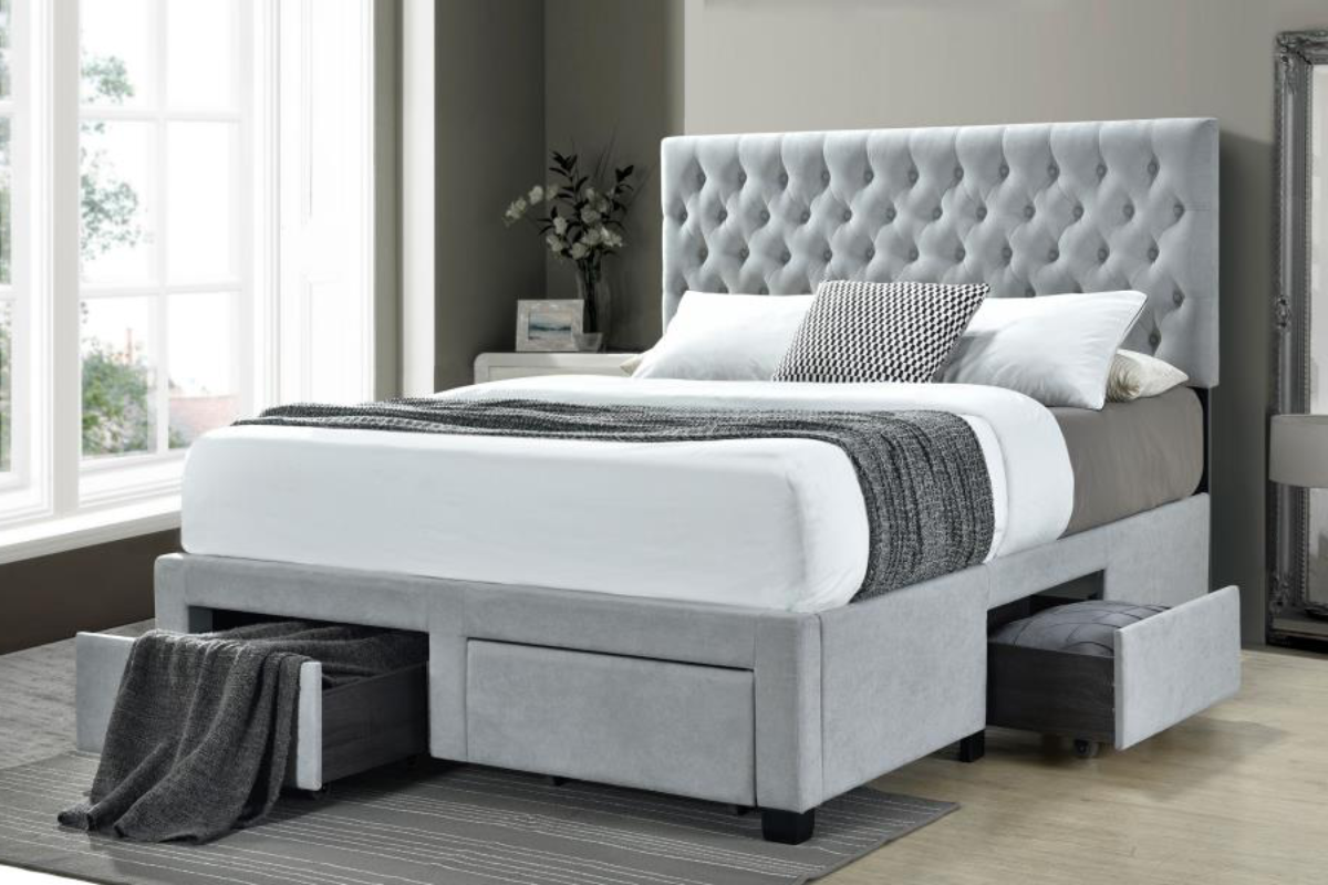 SOLEDAD UPHOLSTERED STORAGE PANEL BED