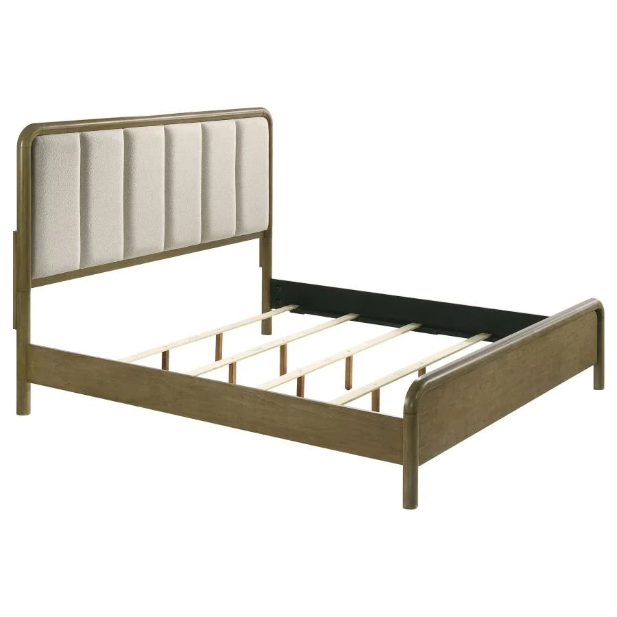 AMSBURY 5-PIECE QUEEN BEDROOM SET NUTMEG